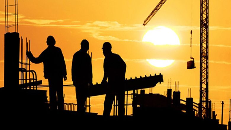 من الفكر الإداري عند الإمام علي (عليه السلام): اهتمامه (عليه السلام) بفئة العمال